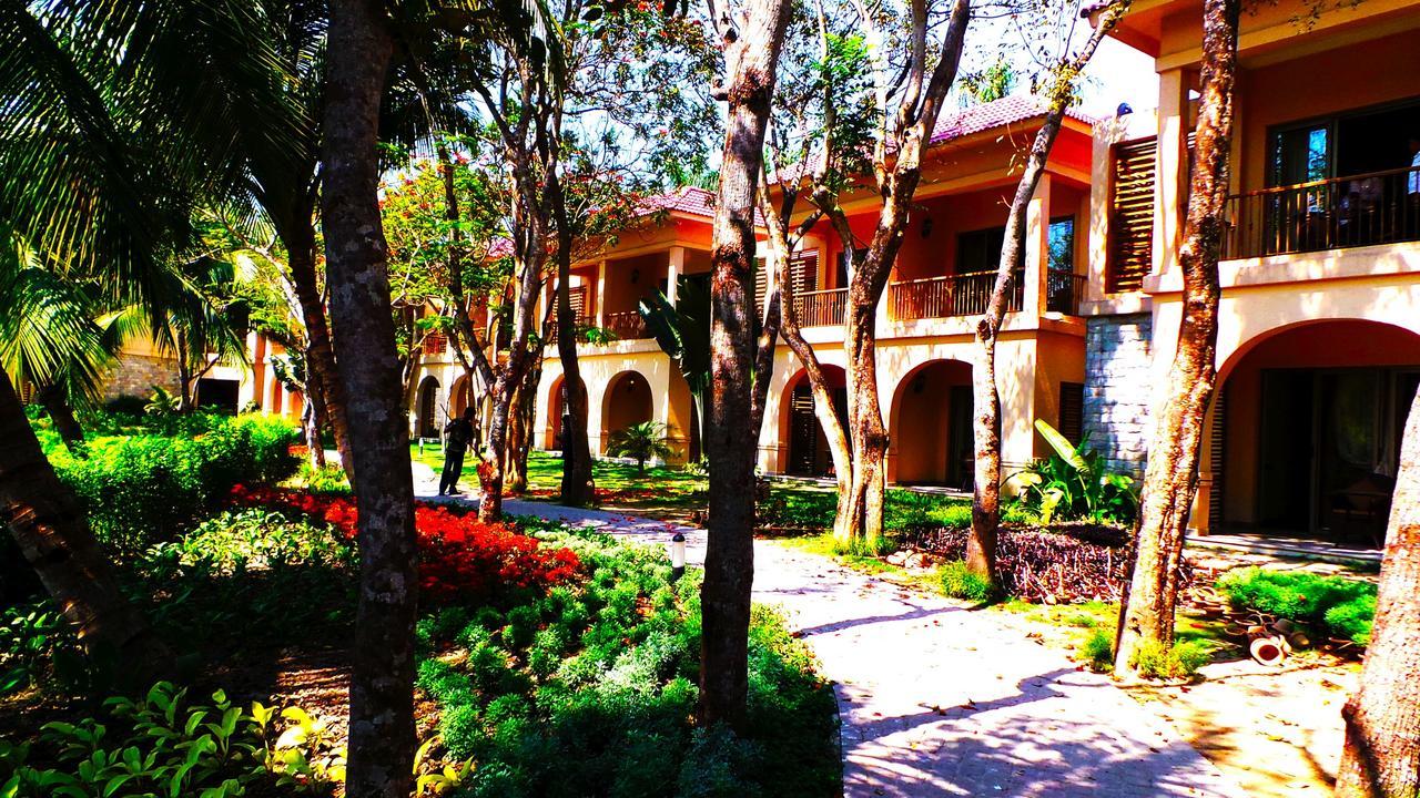 Ibiza The Fern Resort & Spa, Калькутта Экстерьер фото